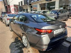 نيسان فيرسا